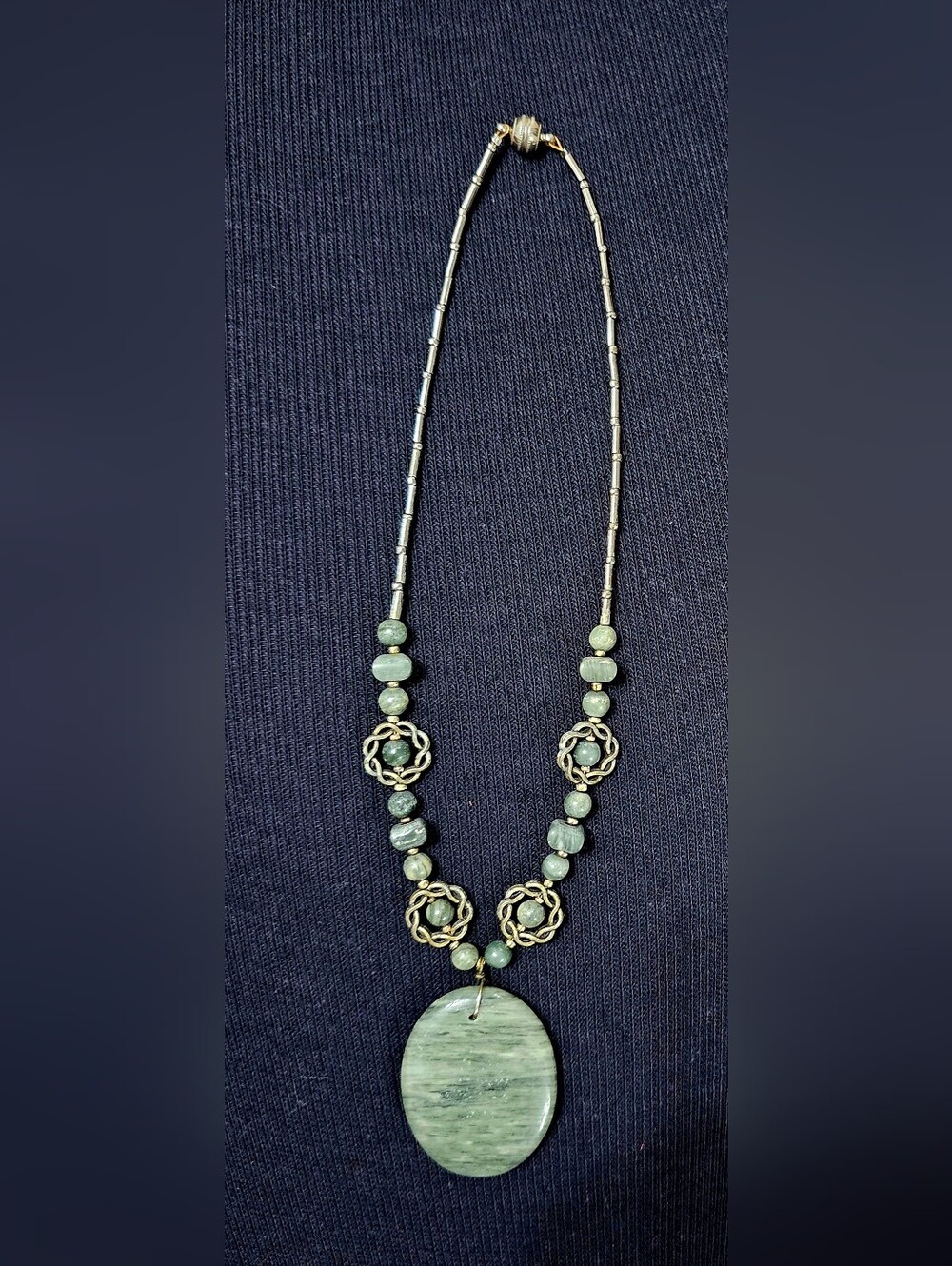 Handcrafted Green Serpentine Stone Pendant Necklace